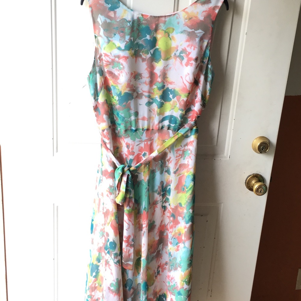 Sleeveless summer dress